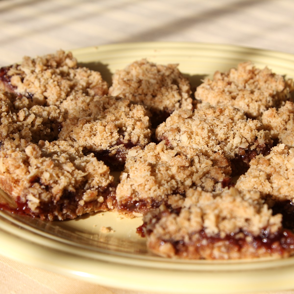 Oatmeal Raspberry Bars